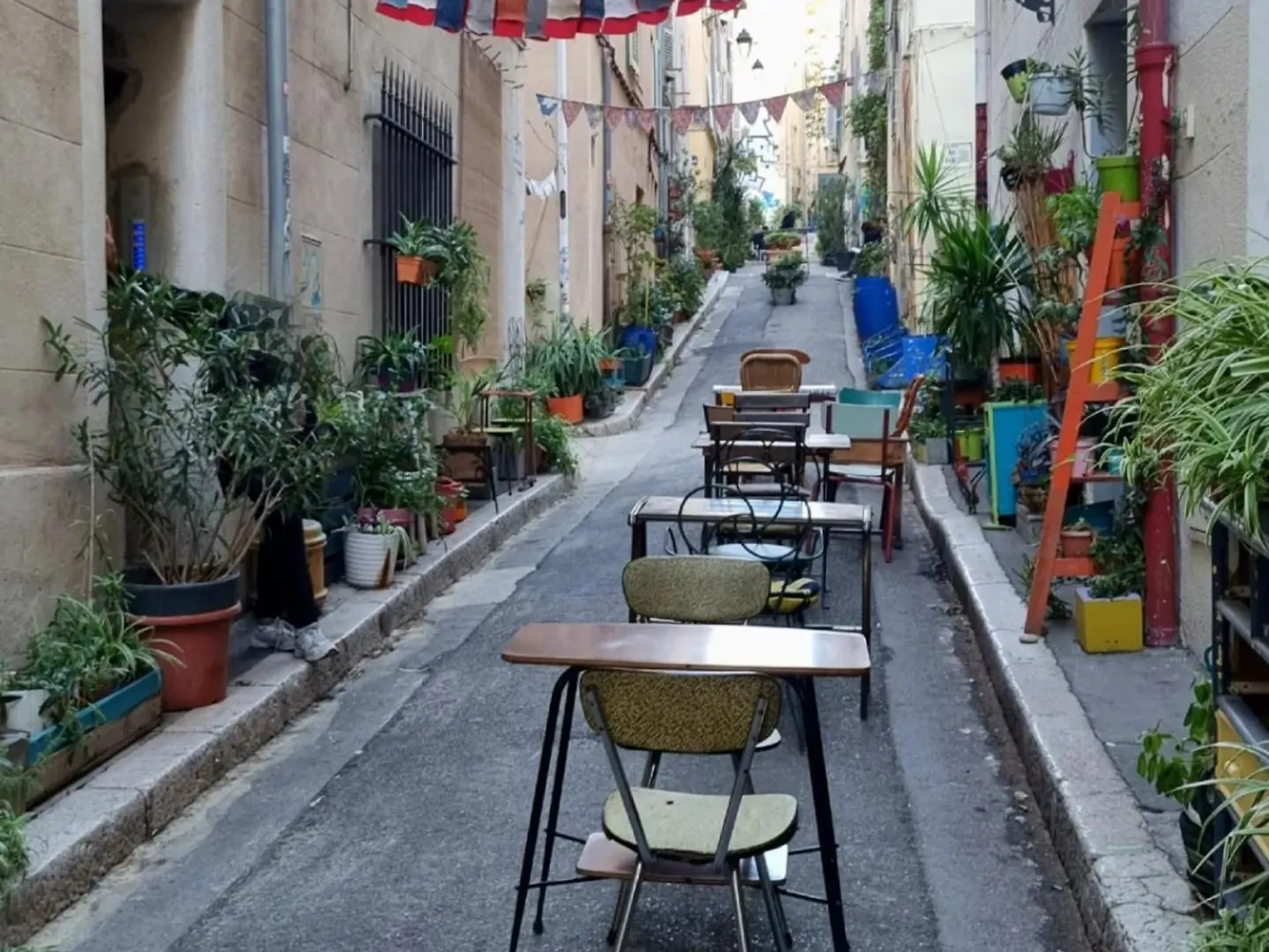 Apartment Appartement T2 Panier Vieux Port Renove Marseilles Frankreich